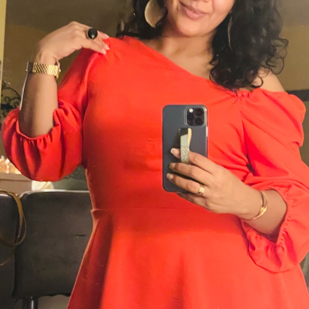 Beautiful flowing orange top